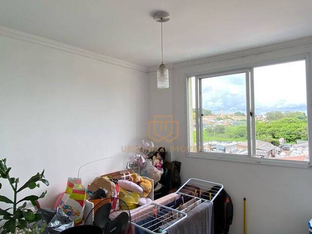 #12 - Apartamento para Venda em São José dos Pinhais - PR - 3