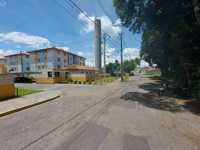 #16 - Apartamento para Venda em São José dos Pinhais - PR - 1
