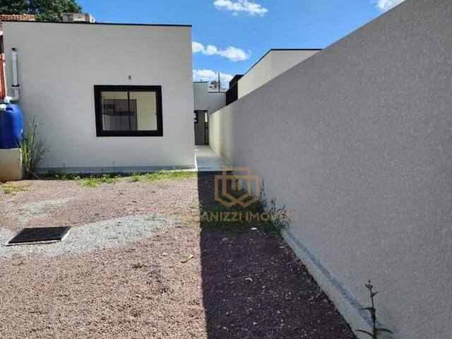 #18 - Casa para Venda em São José dos Pinhais - PR - 2