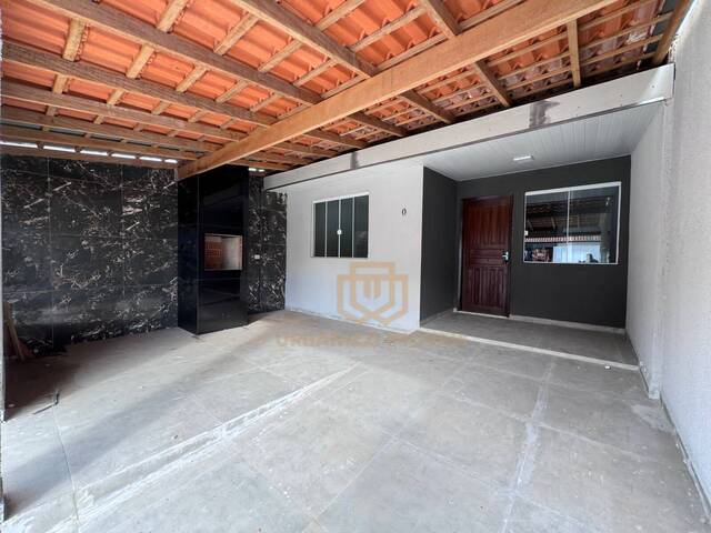 #33 - Casa para Venda em Fazenda Rio Grande - PR
