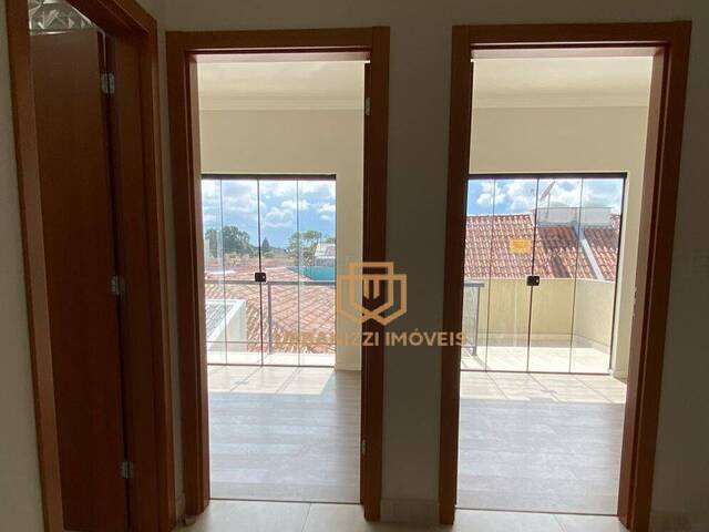 #39 - Sobrado para Venda em São José dos Pinhais - PR - 3